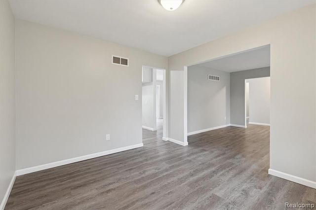 15635 Martinsville Road, Van Buren, MI 48111