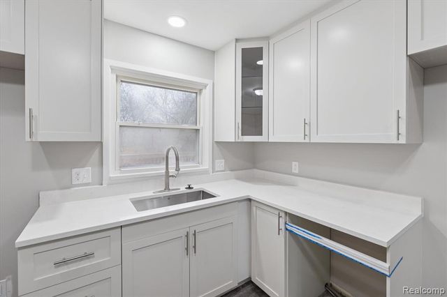 15635 Martinsville Road, Van Buren, MI 48111