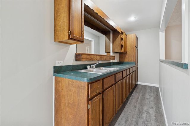 15635 Martinsville Road, Van Buren, MI 48111