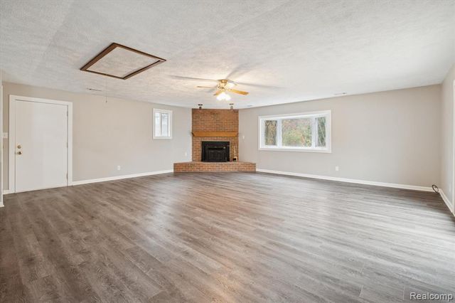 15635 Martinsville Road, Van Buren, MI 48111