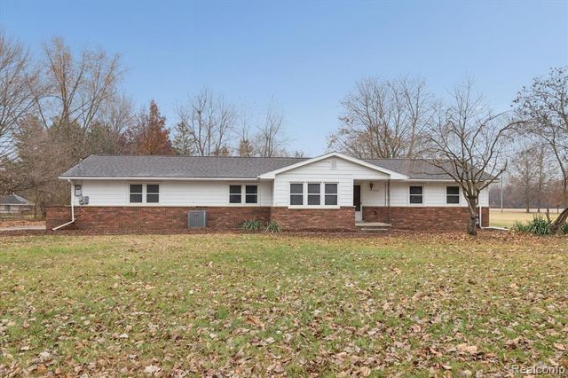 15635 Martinsville Road, Van Buren, MI 48111