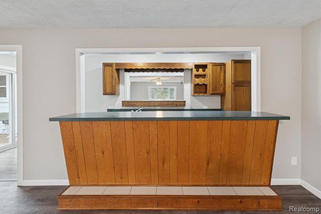 15635 Martinsville Road, Van Buren, MI 48111