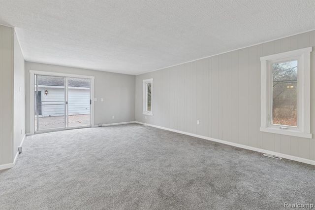 15635 Martinsville Road, Van Buren, MI 48111