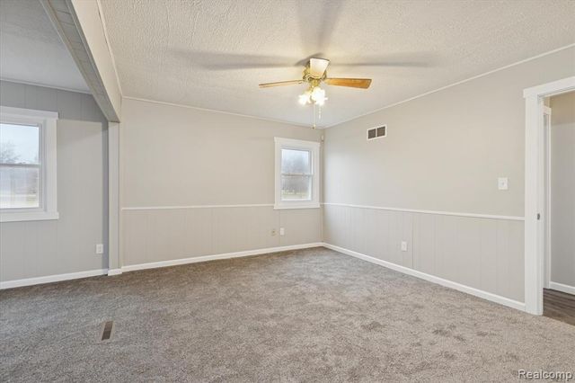 15635 Martinsville Road, Van Buren, MI 48111