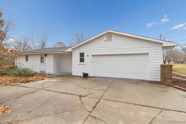 15635 Martinsville Road, Van Buren, MI 48111