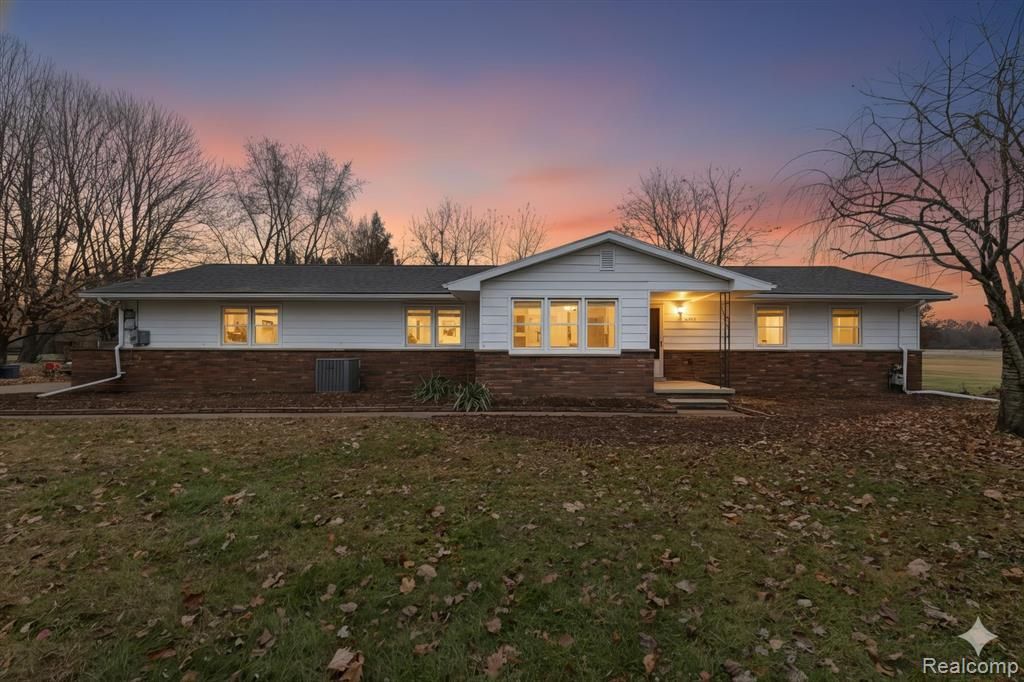 15635 Martinsville Road, Van Buren, MI 48111