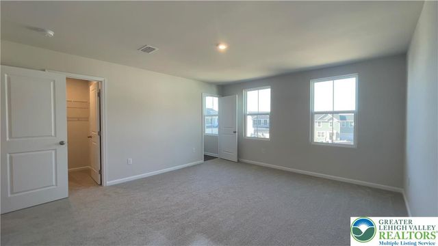 2719 Barnes Court, Allentown City, PA 18103