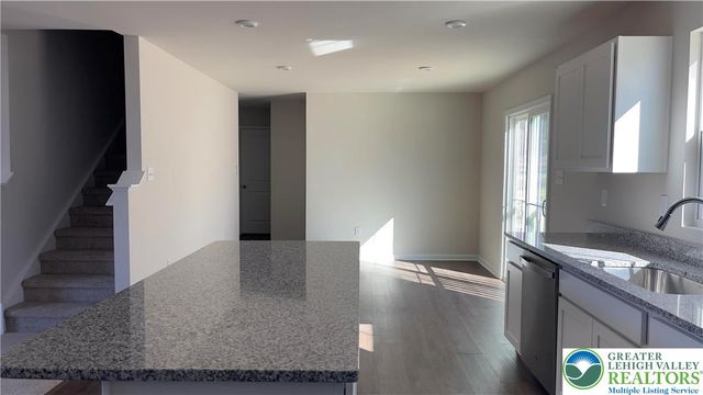 2719 Barnes Court, Allentown City, PA 18103