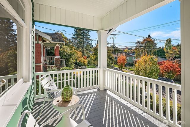 932 29th Avenue, Seattle, WA 98122