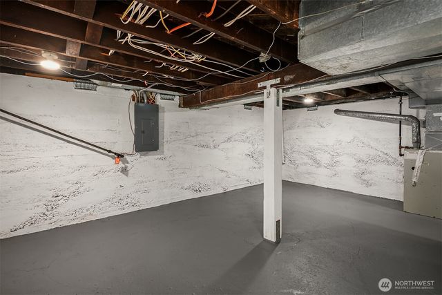 932 29th Avenue, Seattle, WA 98122