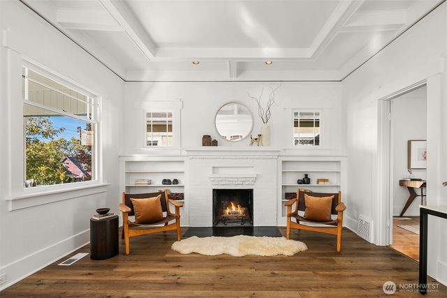 932 29th Avenue, Seattle, WA 98122