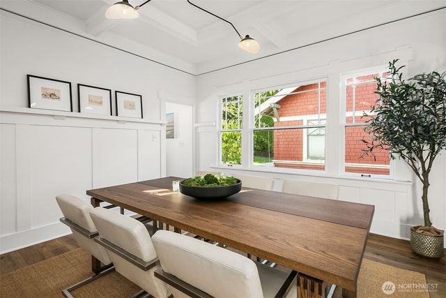 932 29th Avenue, Seattle, WA 98122