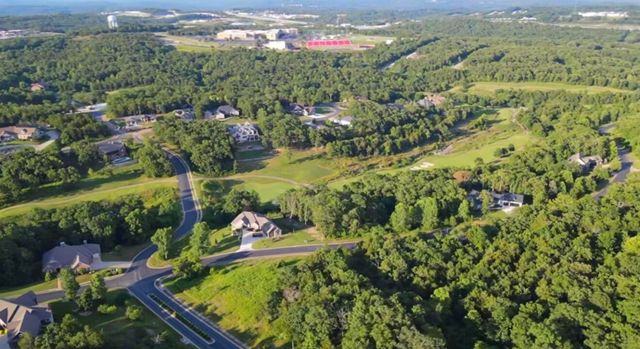 158 Shinnecock Hills Drive, Branson, MO 65616