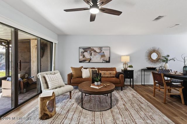 7701 BAYMEADOWS Circle W 1093, Jacksonville, FL 32256