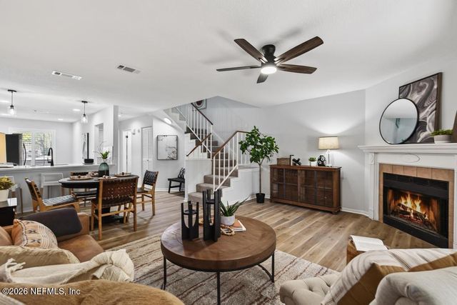 7701 BAYMEADOWS Circle W 1093, Jacksonville, FL 32256