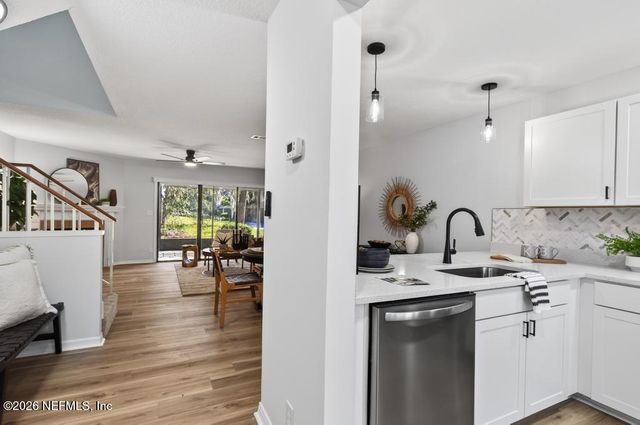 7701 BAYMEADOWS Circle W 1093, Jacksonville, FL 32256