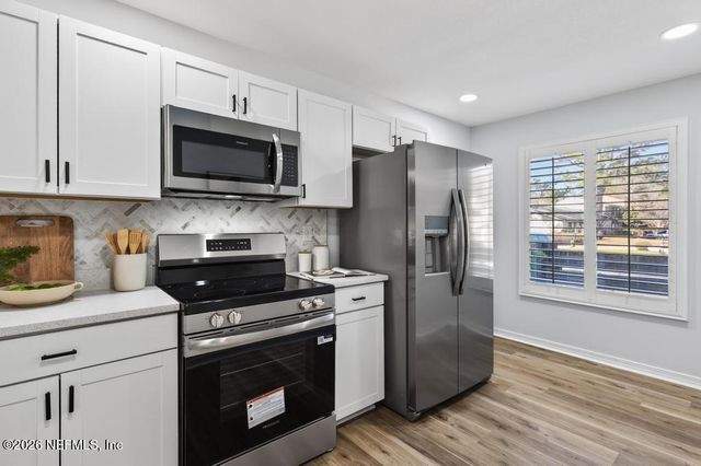 7701 BAYMEADOWS Circle W 1093, Jacksonville, FL 32256