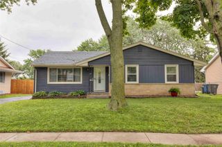 4021 Lynner Drive, Des Moines, IA 50310