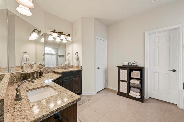 13811 Sorano Drive, Frisco, TX 75035