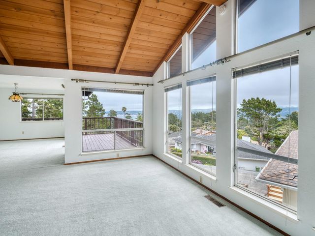 15 Pinehill Way, Monterey, CA 93940