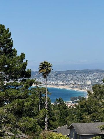 15 Pinehill Way, Monterey, CA 93940