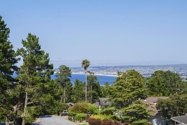 15 Pinehill Way, Monterey, CA 93940