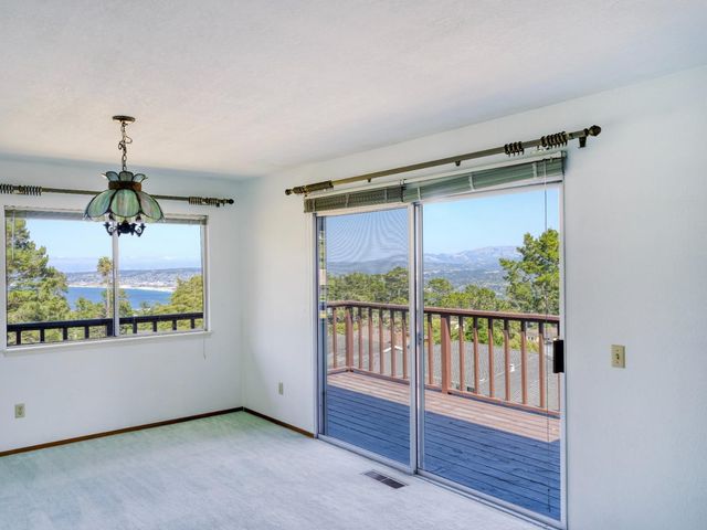 15 Pinehill Way, Monterey, CA 93940