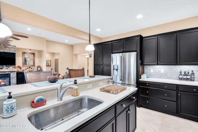 2639 E Sawyer Road, Green Valley, AZ 85614