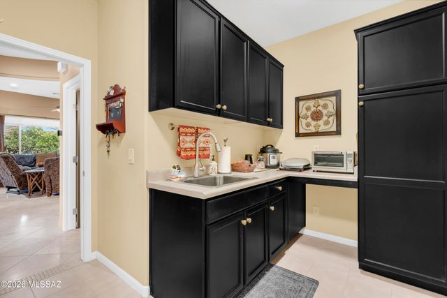 2639 E Sawyer Road, Green Valley, AZ 85614