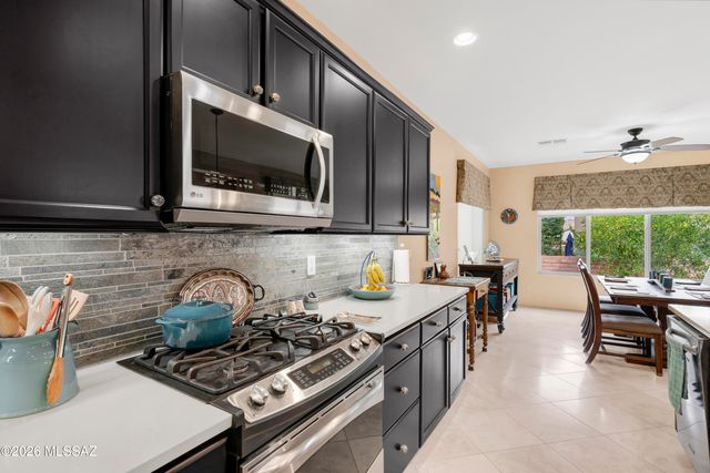 2639 E Sawyer Road, Green Valley, AZ 85614