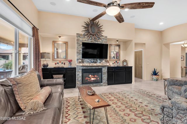 2639 E Sawyer Road, Green Valley, AZ 85614