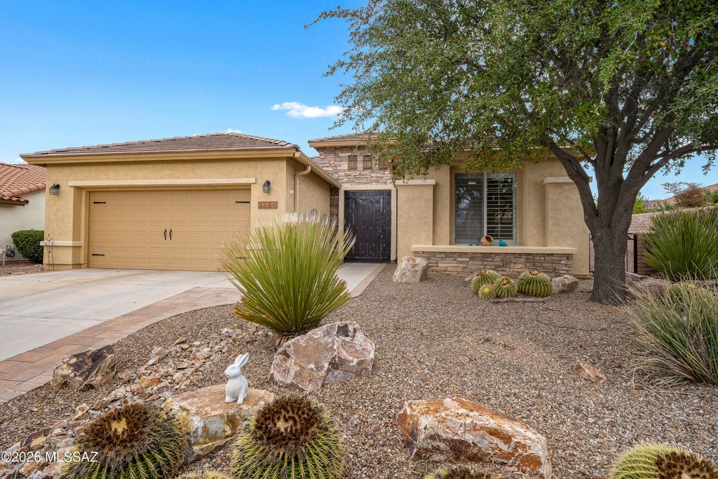 2639 E Sawyer Road, Green Valley, AZ 85614