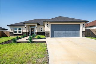 106 Webb St, Odem, TX 78370