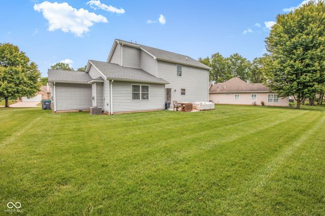 425 S Bridge Water Lane, Muncie, IN 47304