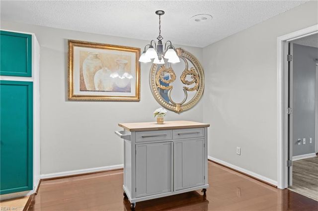 1243 Damyien ARCH, Chesapeake, VA 23320