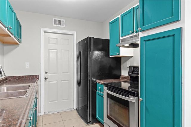 1243 Damyien ARCH, Chesapeake, VA 23320