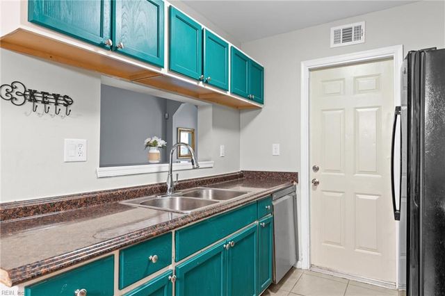1243 Damyien ARCH, Chesapeake, VA 23320