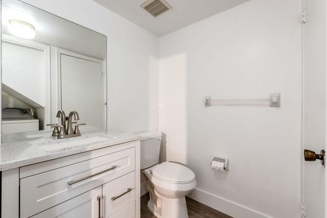 471 Kirk Road D, West Palm Beach, FL 33406