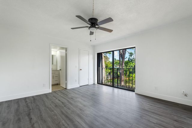 471 Kirk Road D, West Palm Beach, FL 33406
