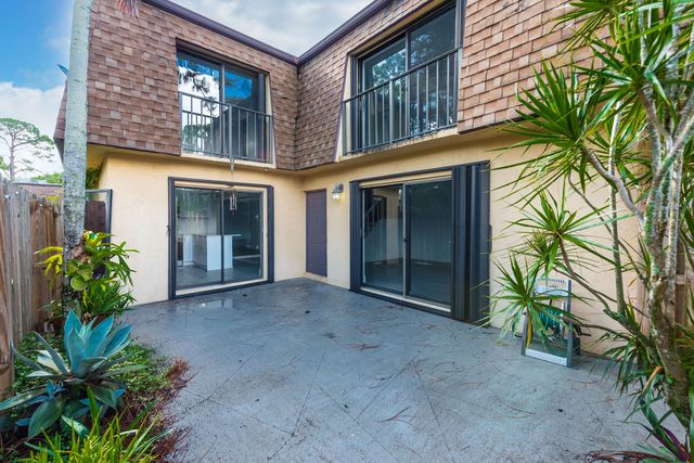 471 Kirk Road D, West Palm Beach, FL 33406