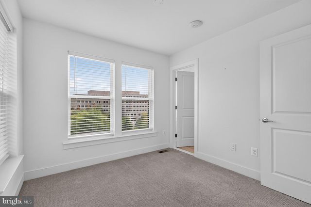 1531 PICCARD DR, Rockville, MD 20850