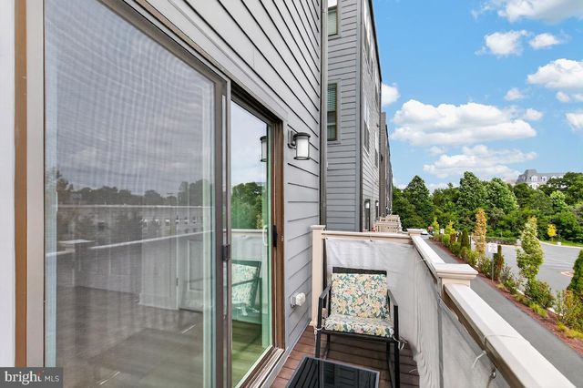 1531 PICCARD DR, Rockville, MD 20850