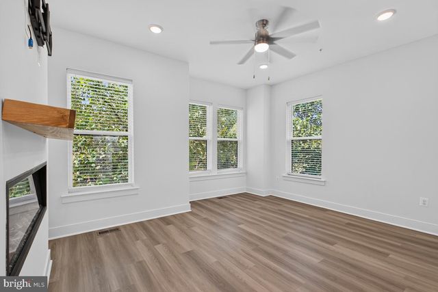 1531 PICCARD DR, Rockville, MD 20850