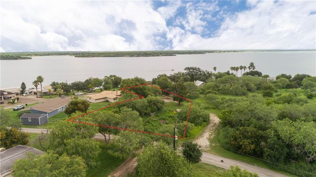 143 Trail Ridge Dr, Sandia, TX 78383