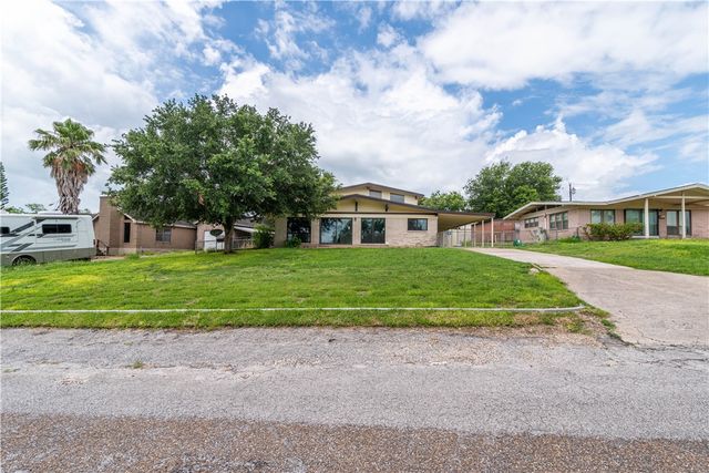 143 Trail Ridge Dr, Sandia, TX 78383