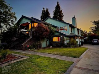 1364 Sun Tree Dr, Roseville, CA 95661