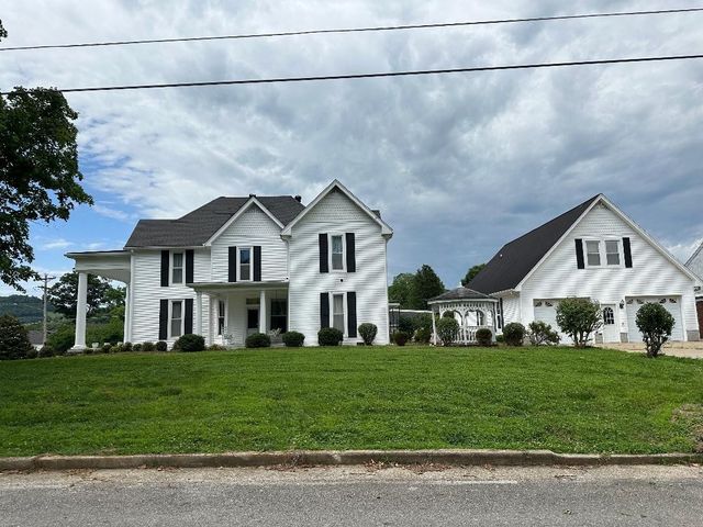 618 Main St, N, Carthage, TN 37030