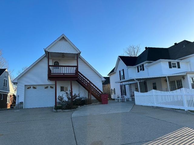 618 Main St, N, Carthage, TN 37030