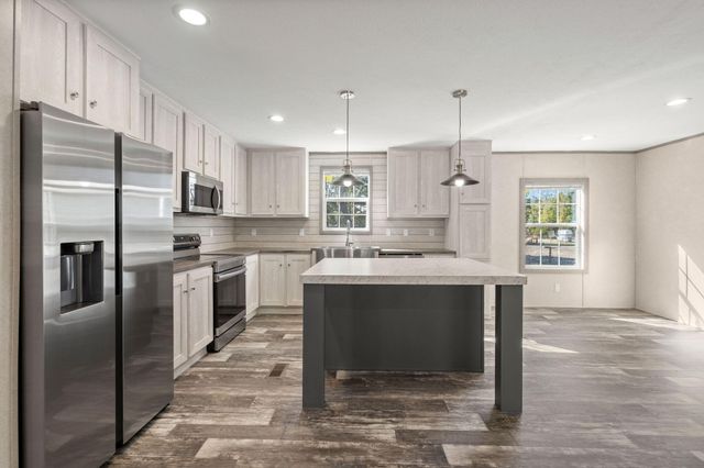 321 Marion Road, Dorchester, SC 29437