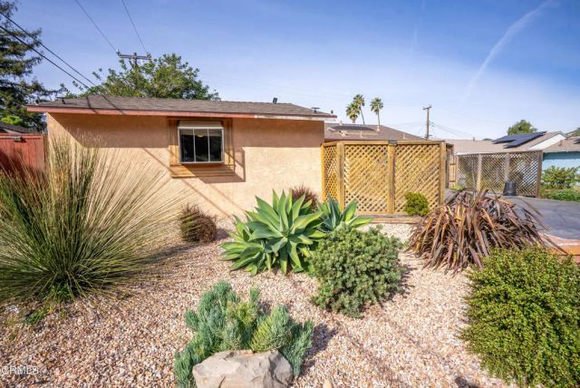 5233 Floral Drive, Ventura, CA 93001